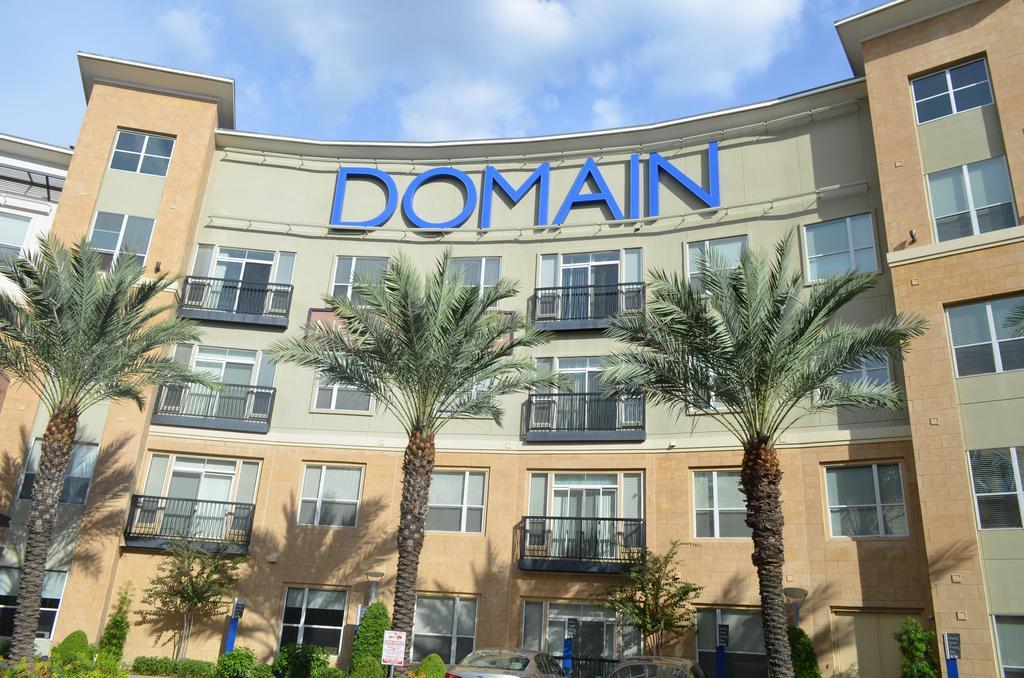 Апартаменты Domain At Citycentre Хьюстон Экстерьер фото